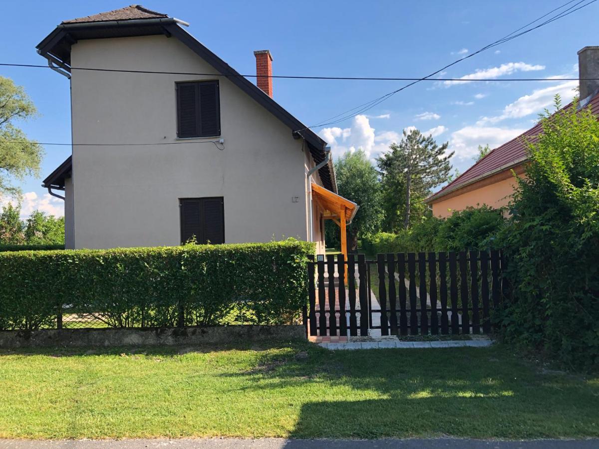 Maria Villa Balatonmáriafürdő Buitenkant foto