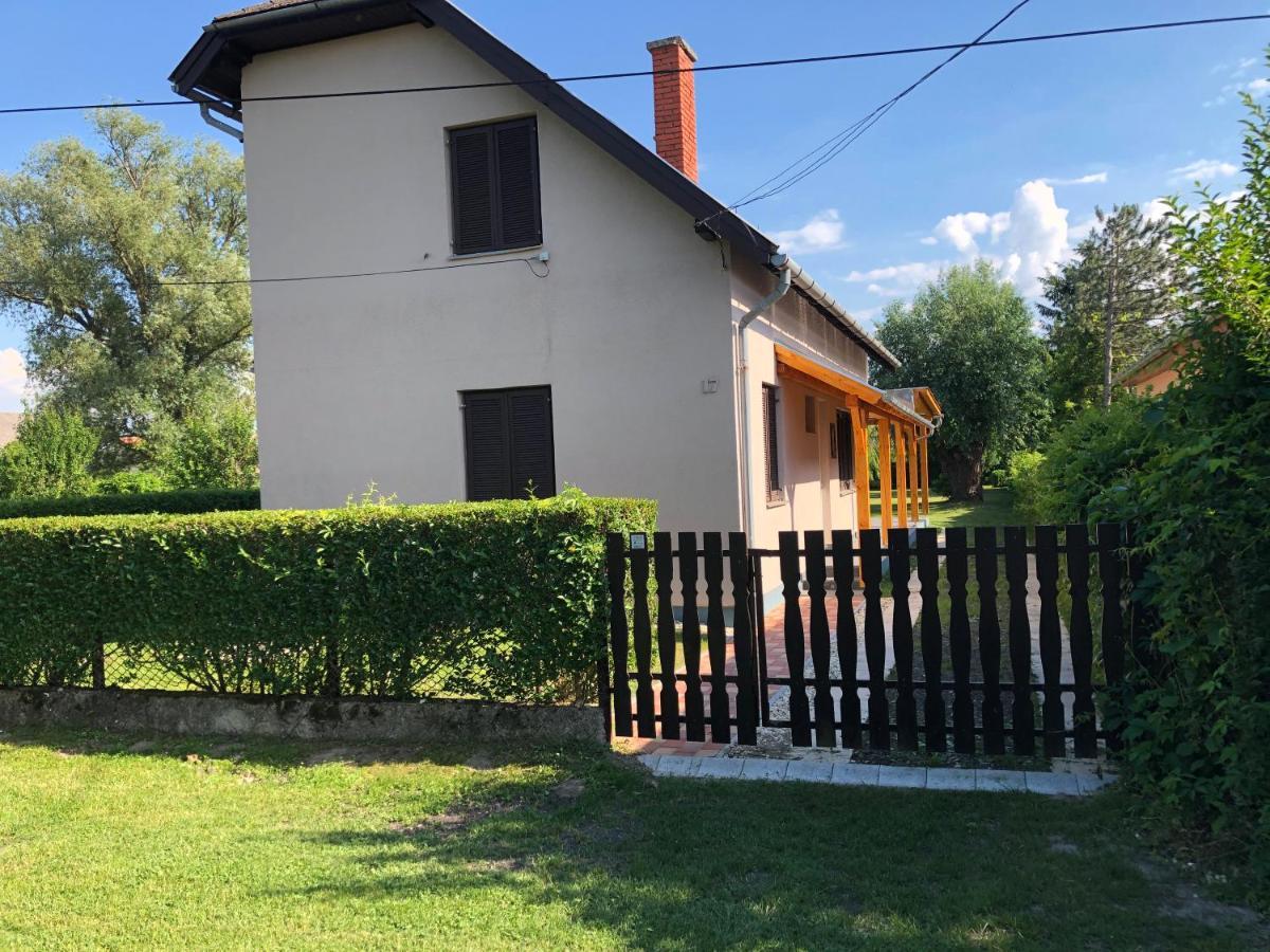 Maria Villa Balatonmáriafürdő Buitenkant foto