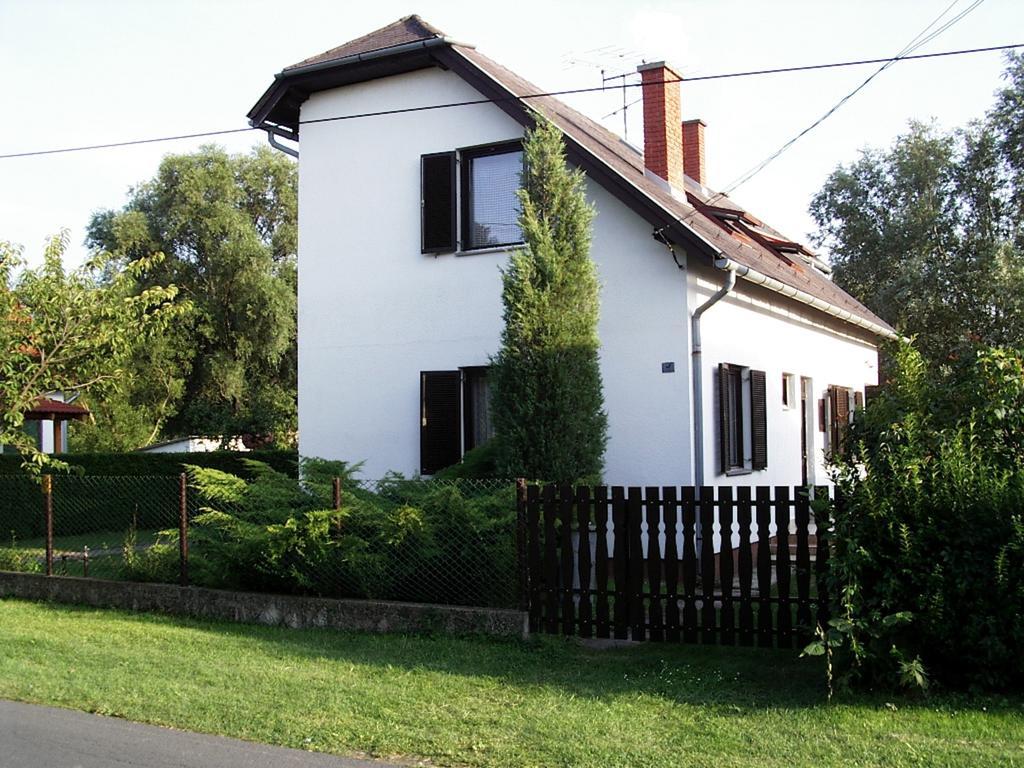 Maria Villa Balatonmáriafürdő Buitenkant foto