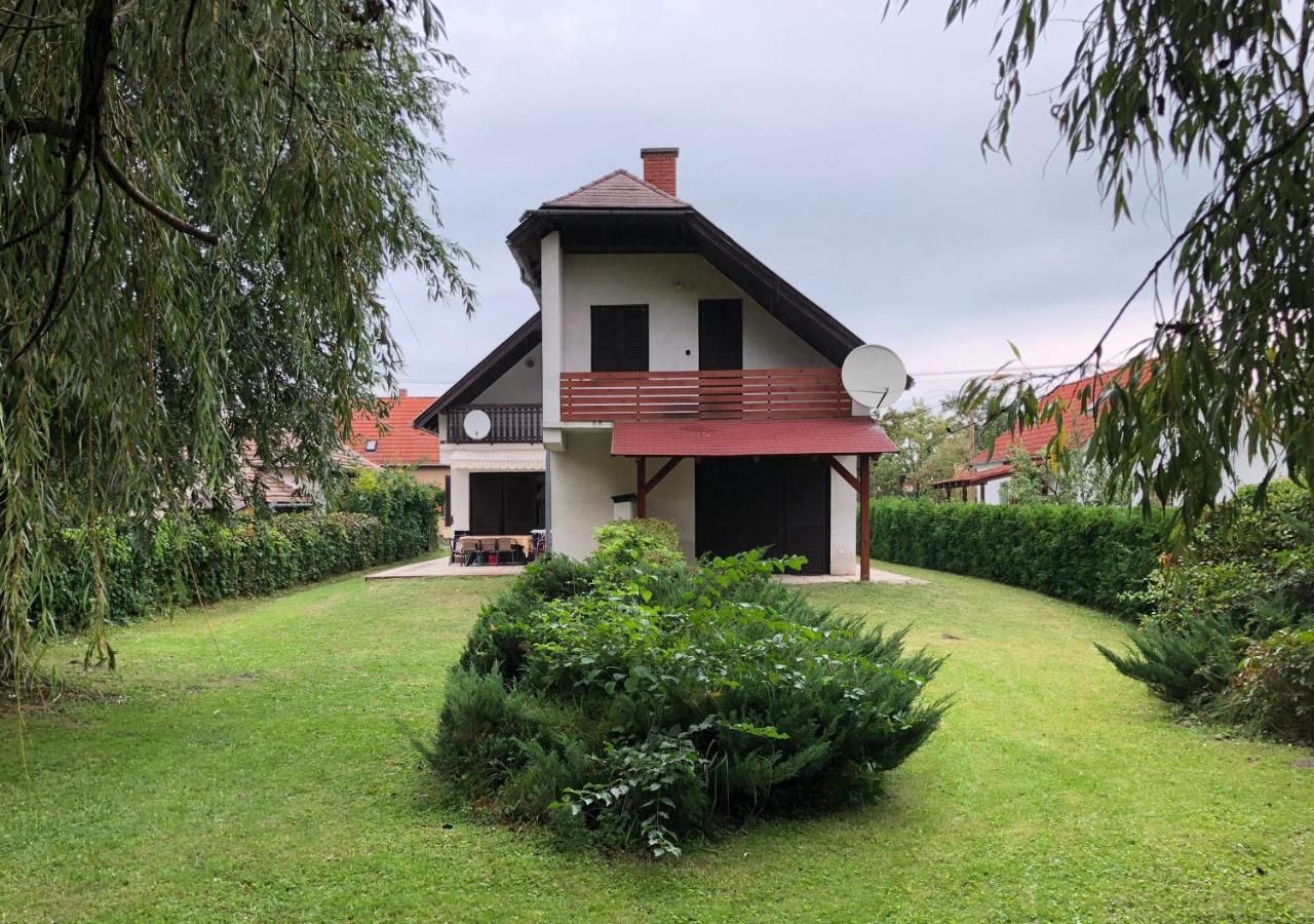 Maria Villa Balatonmáriafürdő Buitenkant foto